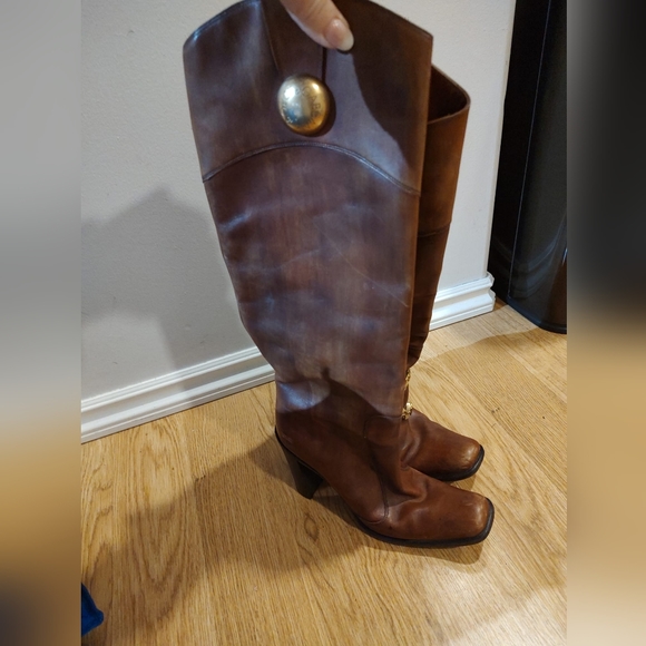 D&G Sz 38 Western Boot - Picture 4 of 7